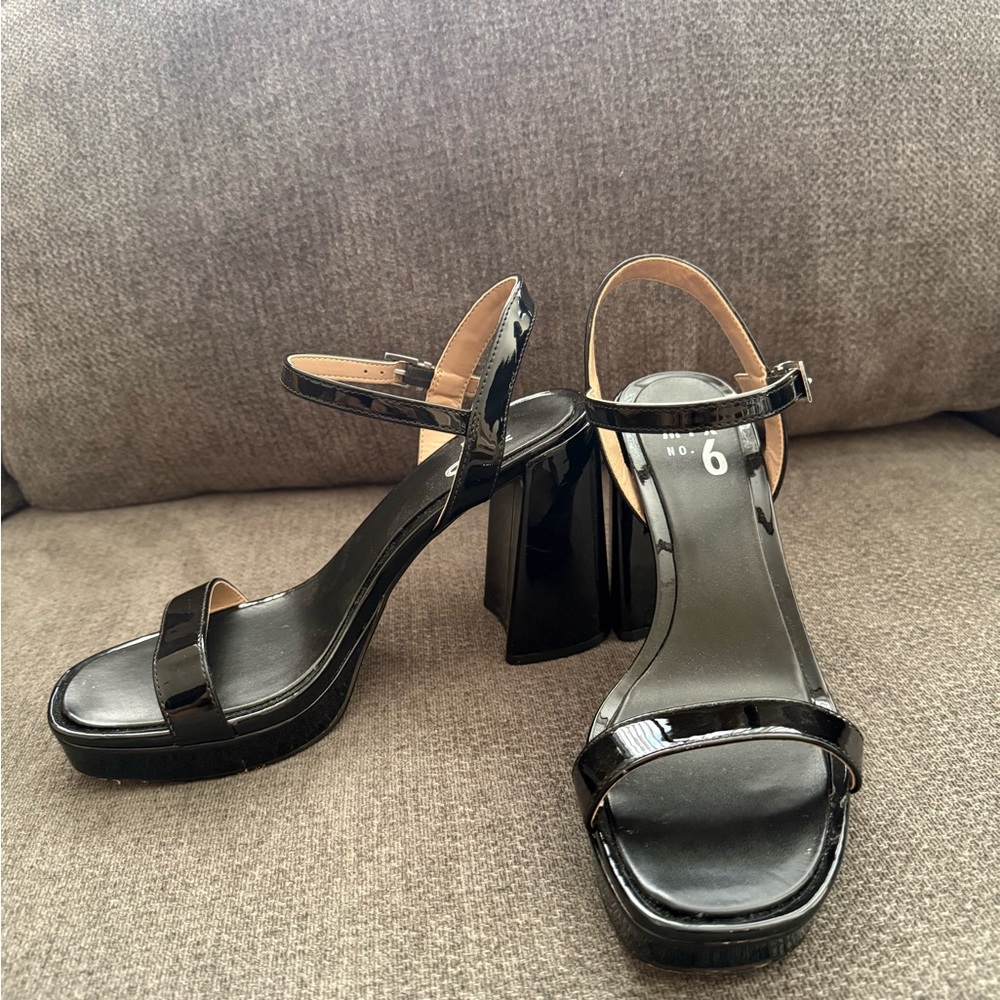 DSW Glossy Black Women's Platform Heels | Size 8